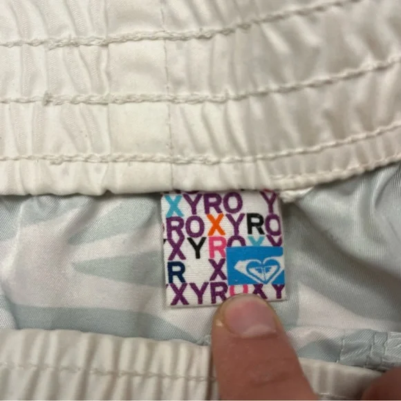 Y2K Vintage Roxy Green Floral Swim Shorts - Picture 8 of 8